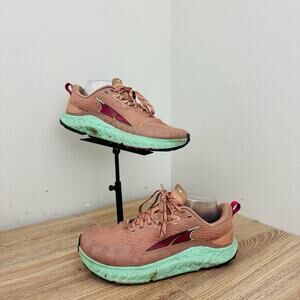 Altra Outroad Pink And Green Trail Running Shoe Women’s Size 8.5